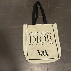 New Christian Dior grey tote cloth bag V&A exhibition